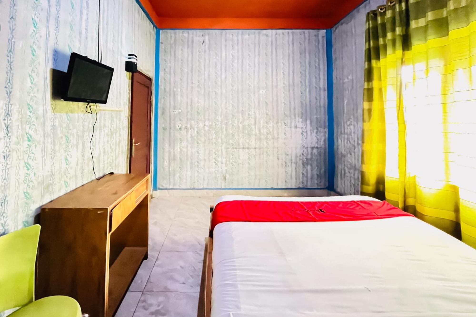 Reddoorz At Serdika Pavilion Берастаги Екстериор снимка
