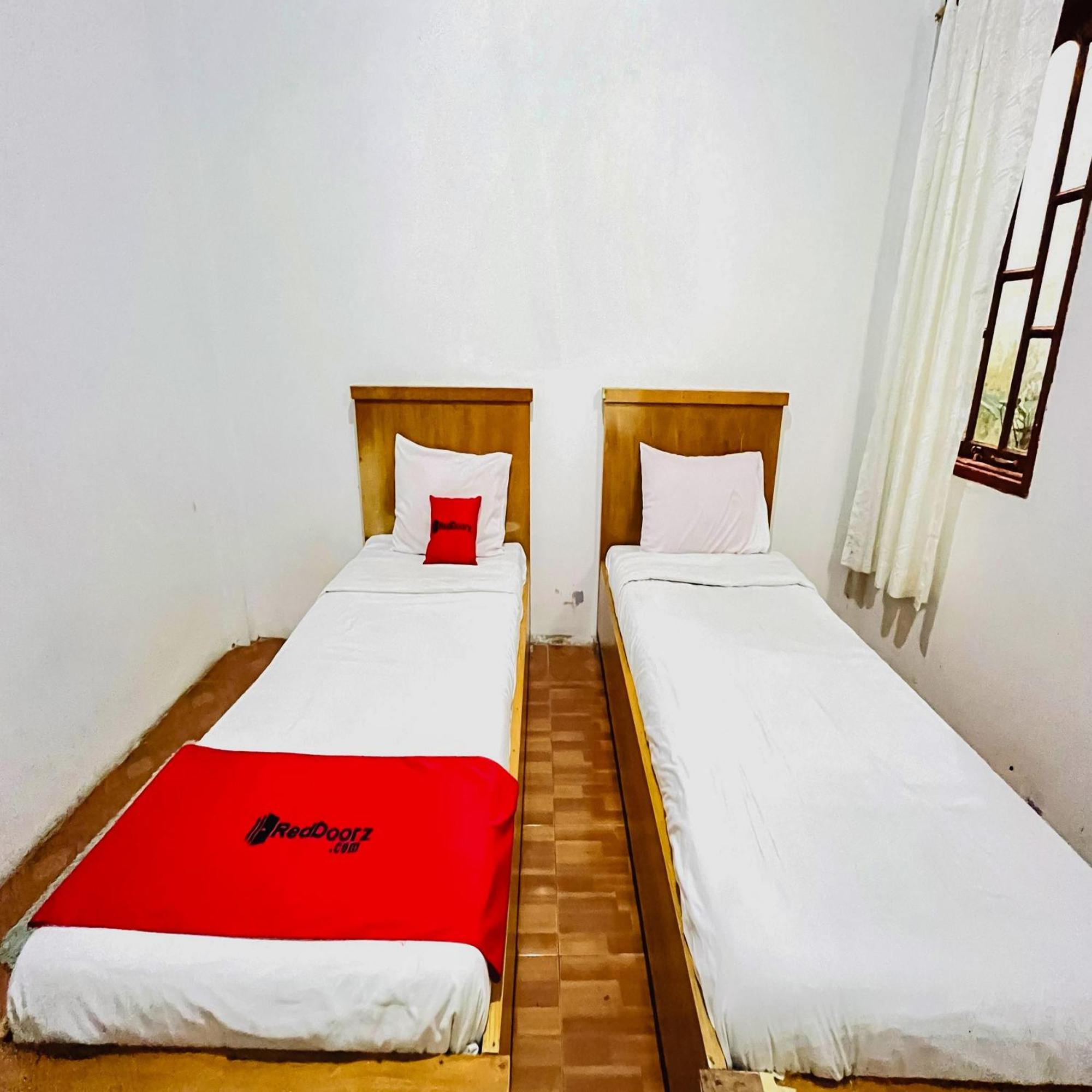 Reddoorz At Serdika Pavilion Берастаги Екстериор снимка