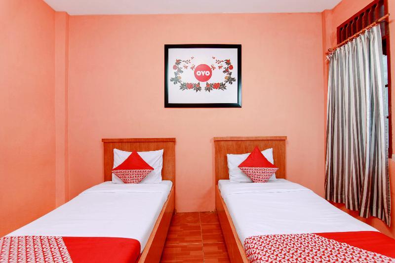 Reddoorz At Serdika Pavilion Берастаги Екстериор снимка